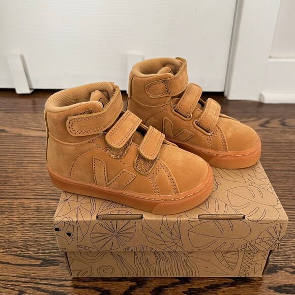 NIB - Veja Kids Small Esplar Velcro Leather Sneaker (US 6.5) - Picture 3 of 10